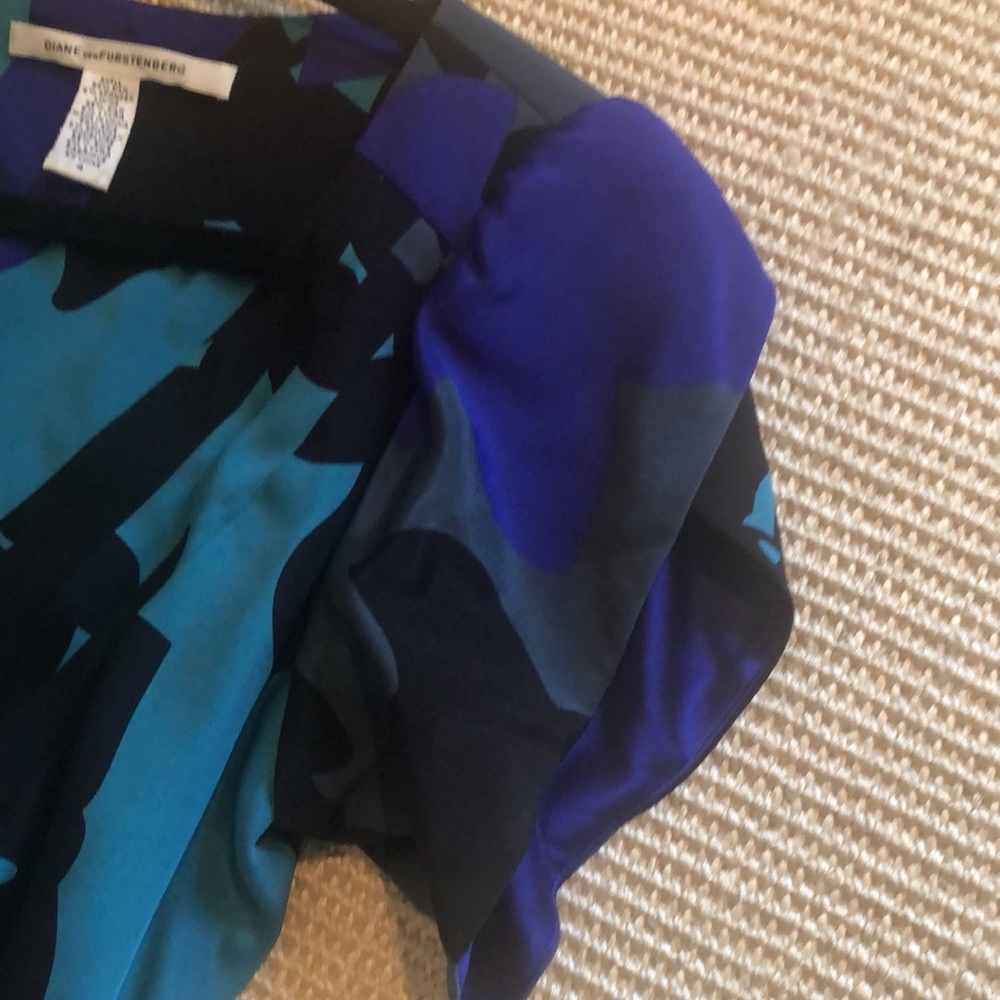 Dvf Wrap Dress - image 4